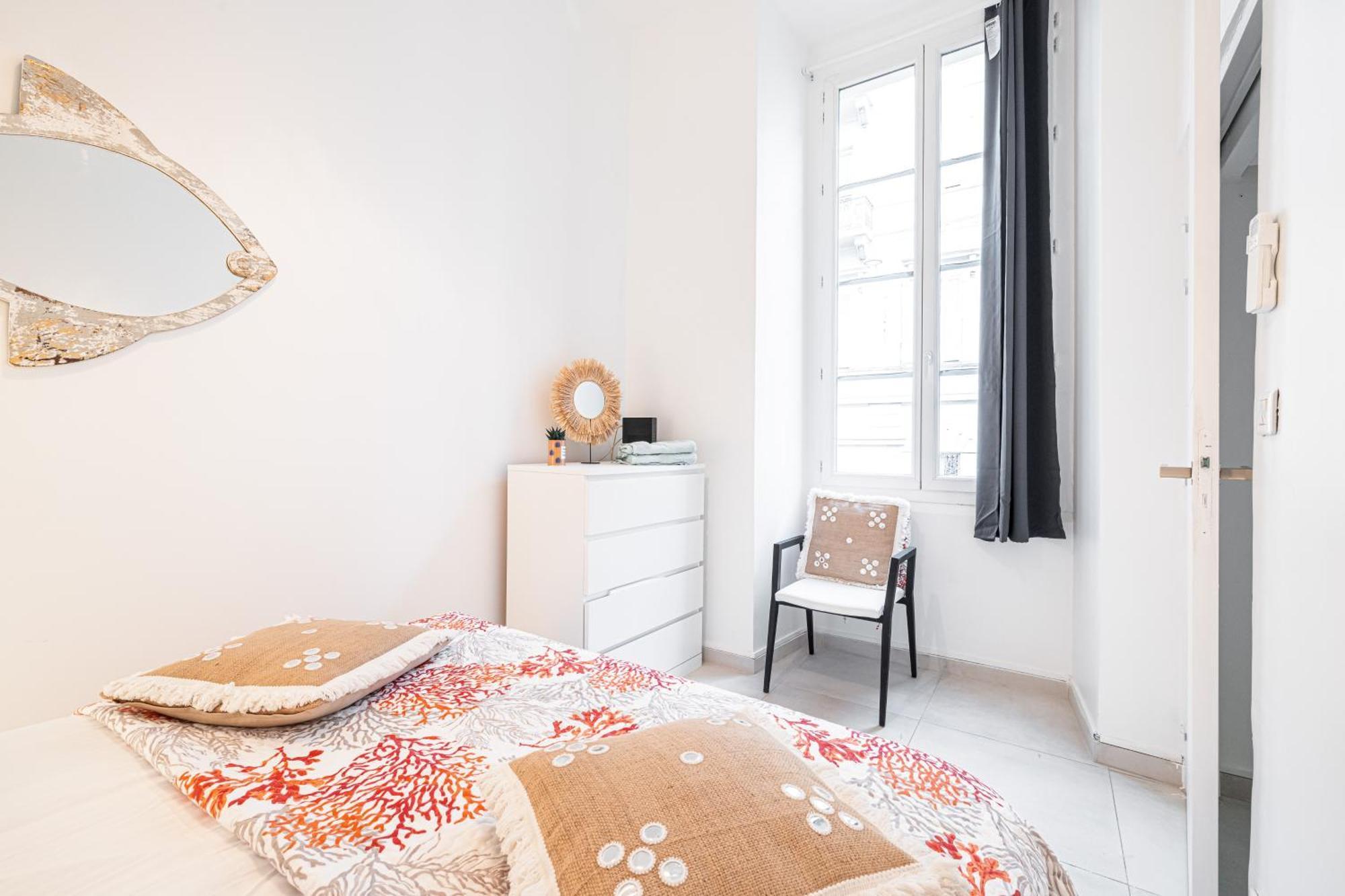 La Petite Chaise Bleue نيس المظهر الخارجي الصورة